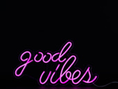 Neon wandlamp Good Vibes 42x24cm 